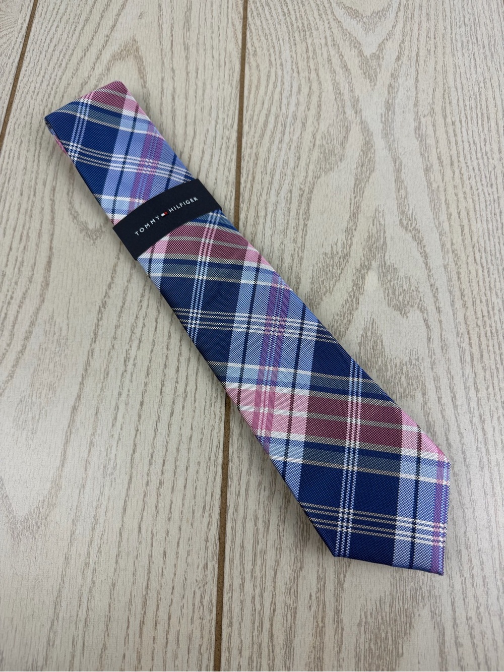908 Tommy Hilfiger Tie Blue Pink Plaid 650 TL21100017 Silk Poly Blend $69.50